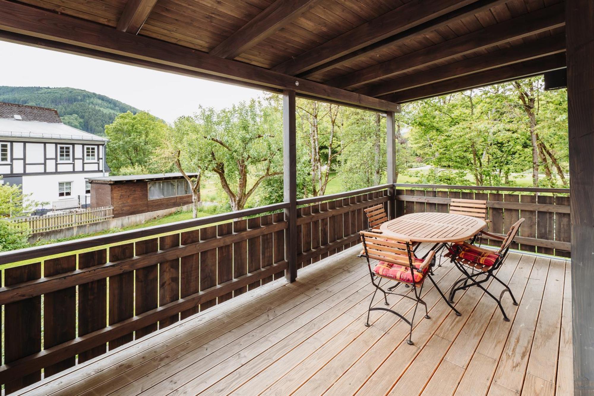 Ferienwohnung Haus An Der Lenne Lennestadt Bagian luar foto